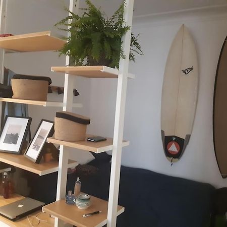 Paris: Appartement Batignolles Экстерьер фото