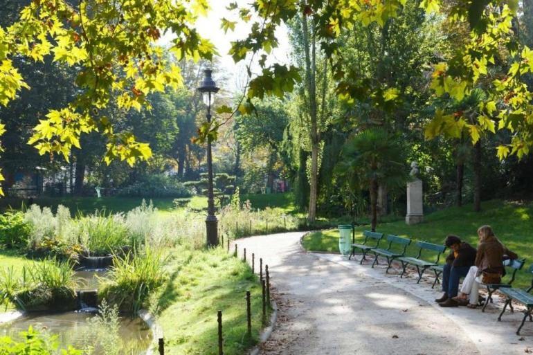 Paris: Appartement Batignolles Экстерьер фото